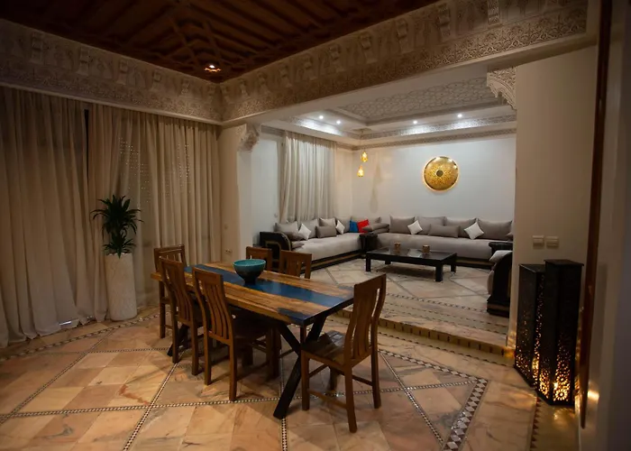 Villa Dahlia