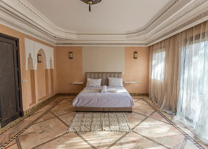 Villa Dahlia